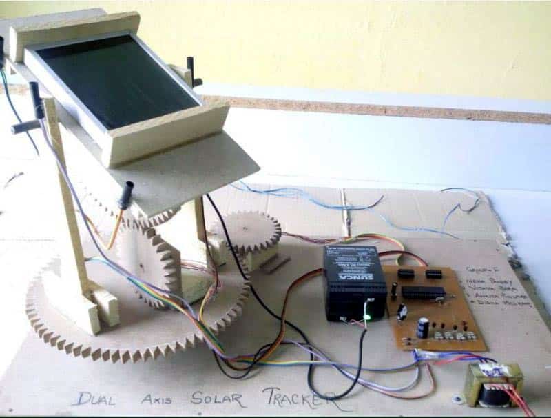 Dual Axis Solar Power Tracker Electrical Project